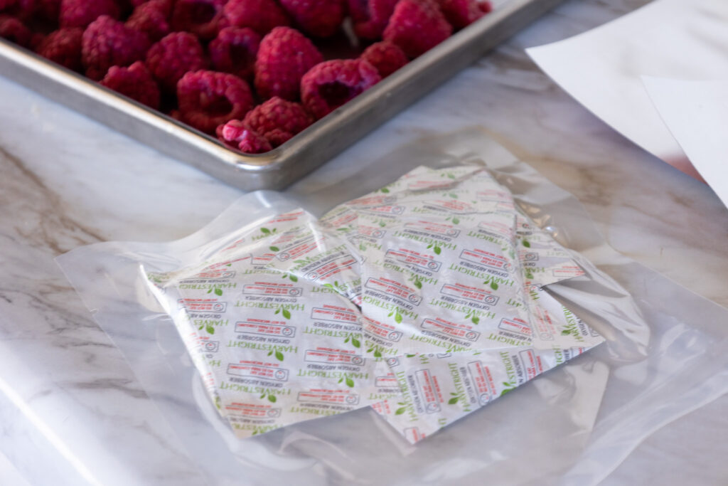 oxygen absorbers for freeze dried food